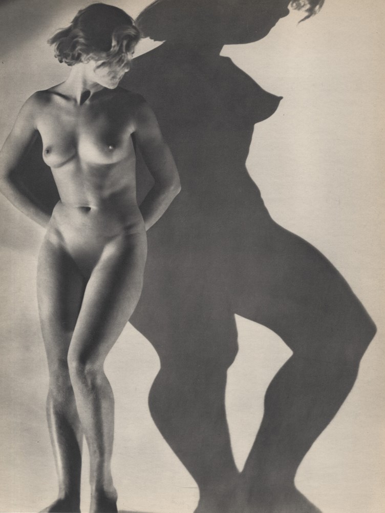 Lot #1829: DORA MAAR - L'ombre de la femme nue - Original vintage photogravure