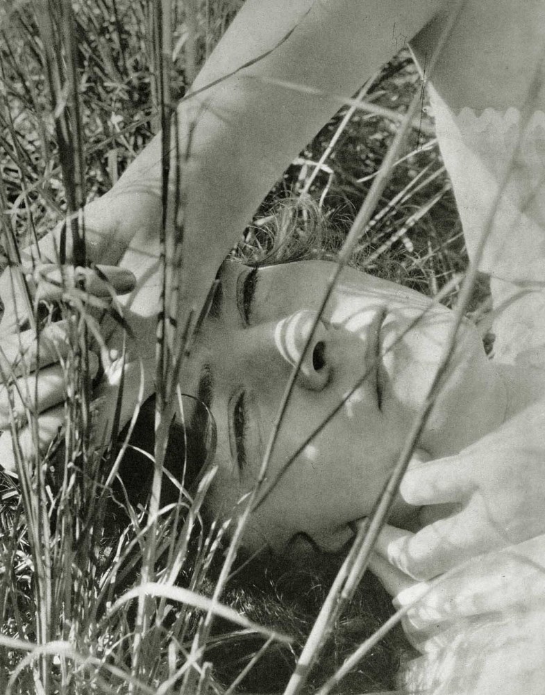 Lot #2146: EDWARD STEICHEN - The Blue Sky -  Dana Steichen, Long Island - Original vintage photogravure