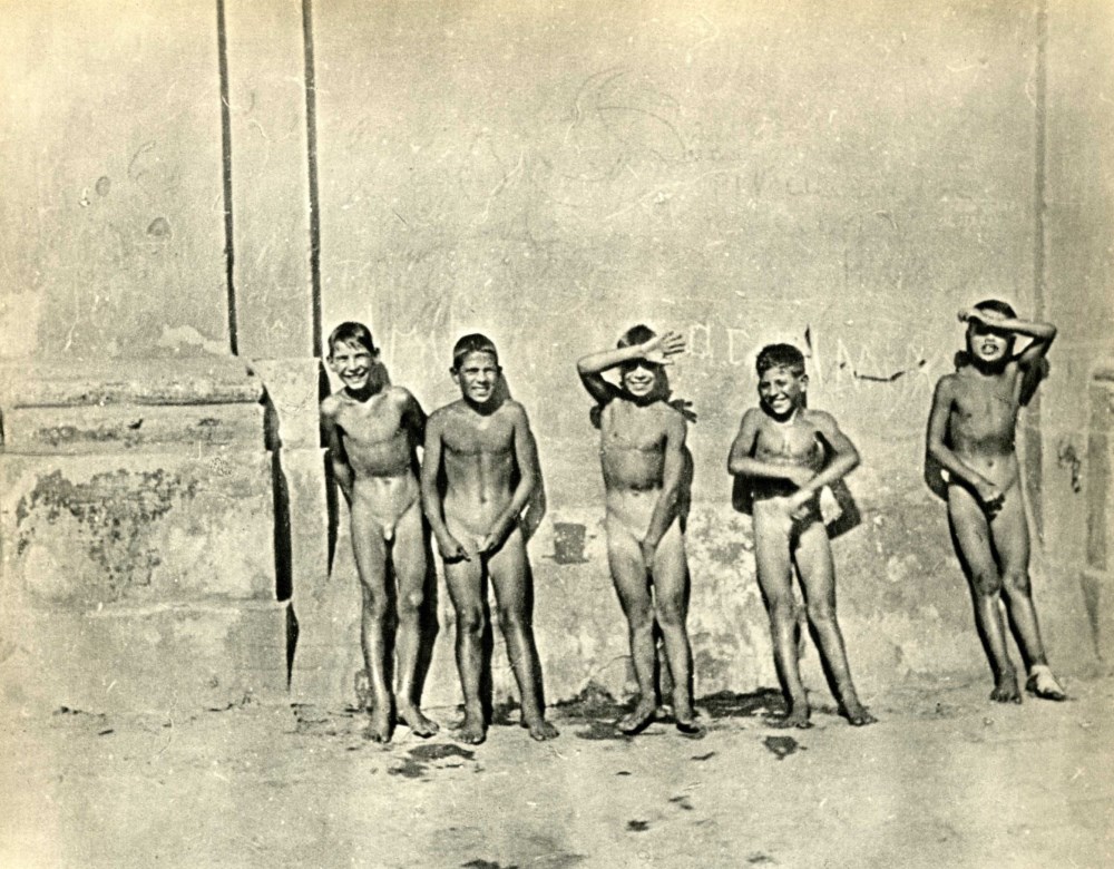 Lot #220: HENRI CARTIER-BRESSON - Five Naked Boys - Original vintage photogravure