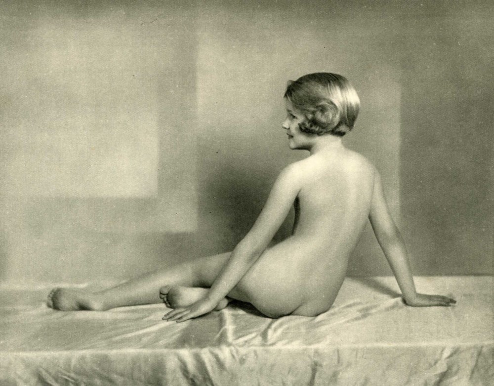 Lot #637: H. RICHARDSON CREMER - The Age of Innocence - Original vintage photogravure