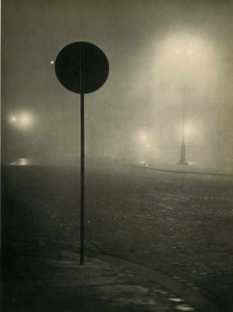 Lot #1984: BRASSAI [gyula halasz] - Denfert-Rochereau dans le brouillard - Original vintage photogravure