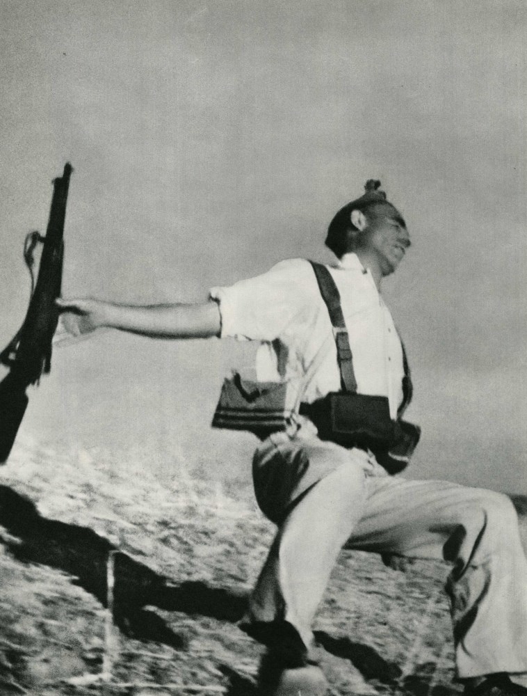 Lot #145: ROBERT CAPA - Death of a Loyalist Soldier - Original photogravure