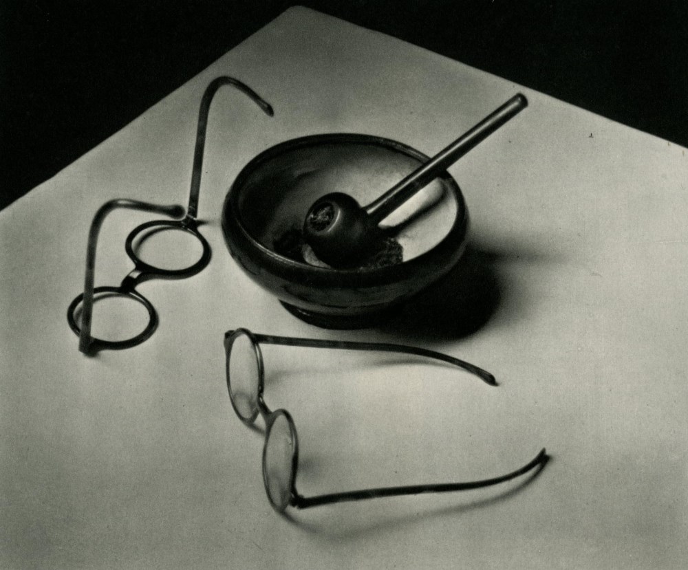 Lot #404: ANDRE KERTESZ - Mondrian's Glasses and Pipe - Original photogravure