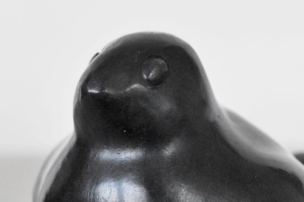 Lot #1244: FERNANDO BOTERO [impute] - Pajaro (paloma pequea) - Bronze scuplture with dark brown patina
