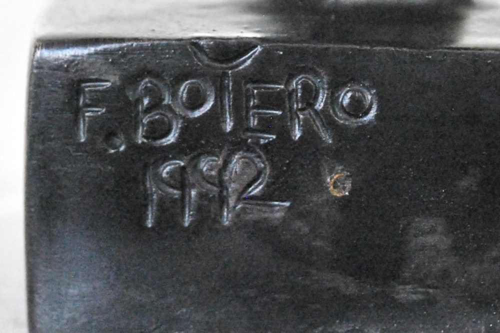 Lot #31: FERNANDO BOTERO [impute] - Bailarina con Tu-Tu - Bronze scuplture with dark brown patina