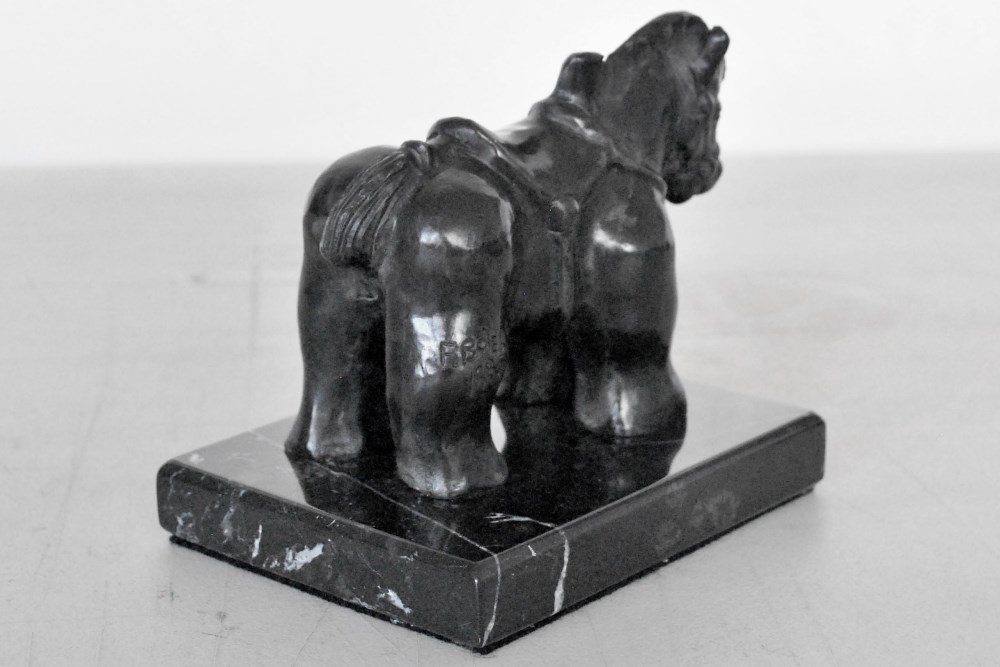 Lot #81: FERNANDO BOTERO [impute] - Caballo Pequeo con Silla de Montar - Bronze sculpture with dark brown patina