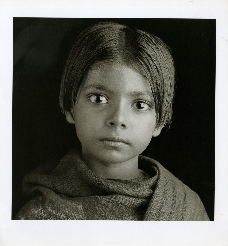 Lot #2749: JEAN-BAPTISTE HUYNH - Portrait de jeune fille, Inde - Vintage photogravure