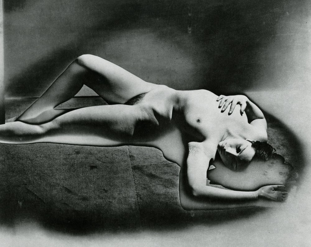 Lot #2765: MAN RAY - Predominance of Matter over Mind - Original photogravure