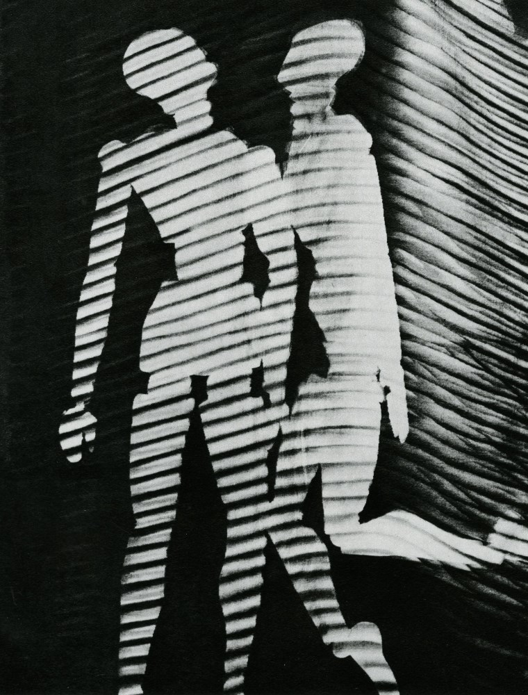 Lot #2814: MAN RAY - Rayograph - With a Ball of Wool - Original photogravure