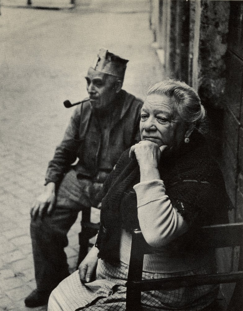 Lot #2846: HENRI CARTIER-BRESSON - Romain Carre #01 - Original vintage photogravure