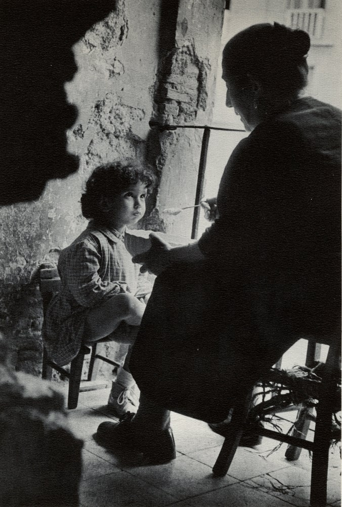 Lot #2849: HENRI CARTIER-BRESSON - Romain Carre #04 - Original vintage photogravure