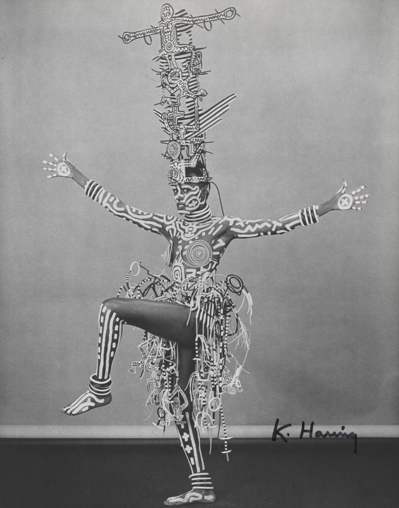 Lot #1020: HARING, KEITH AND ROBERT MAPPLETHORPE - Grace Jones - Original vintage photogravure