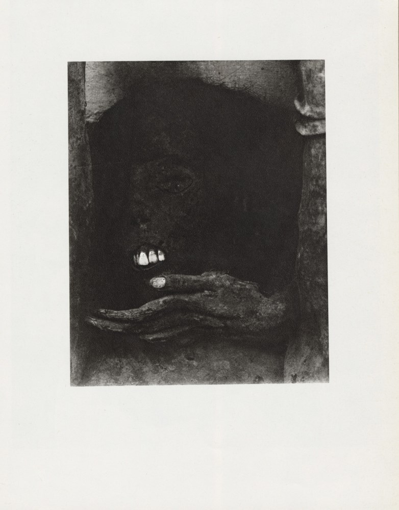 Lot #1304: MANUEL ALVAREZ BRAVO - Retrato Postumo, Guanajuato - Original photogravure