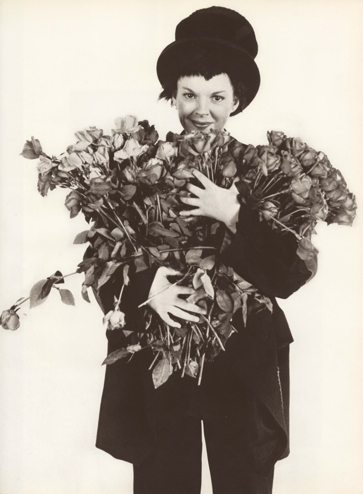 Lot #1798: RICHARD AVEDON - Judy Garland with Roses - Original photogravure
