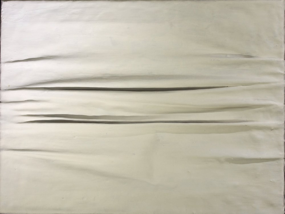 Lot #747: PIERO MANZONI - Achrome #12 - Kaolin on pleated canvas