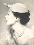 Lot #2439: RICHARD AVEDON - Lisa Fonssagrives (#2) - Vintage silver gelatin print