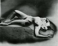 Lot #2765: MAN RAY - Predominance of Matter over Mind - Original photogravure