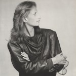 Lot #1532: ROBERT MAPPLETHORPE - Annie Leibovitz - Original vintage photogravure